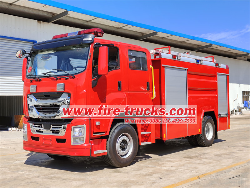 Isuzu GIGA VC66 pumper fire truck