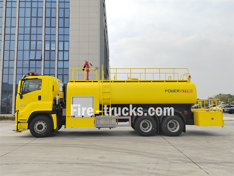 ISUZU GIGA 14cbm water fire engine