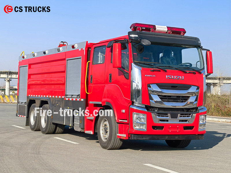 Isuzu 6x4 fire truck