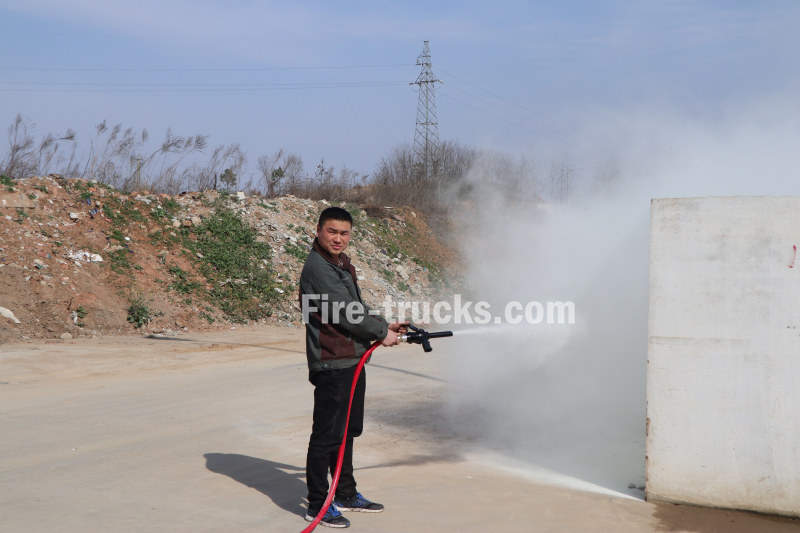 ISUZU GIGA Urban Fire Rescue Dry Powder Foam Fire Engine