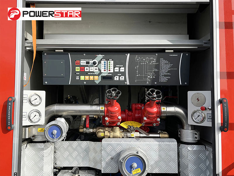 Foam fire fighting vehicle firefighting equipment Foam fire fighting vehicle firefighting equipment